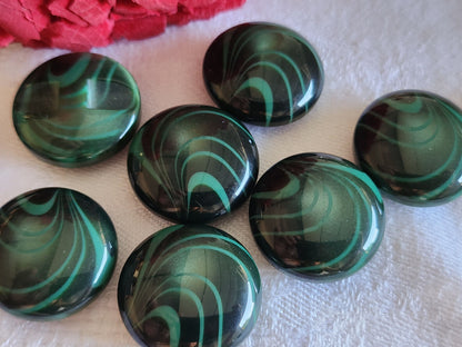 Lot 6 boutons vintage vert à vague bombé pied plat 2,2 ou 2,7  cm r