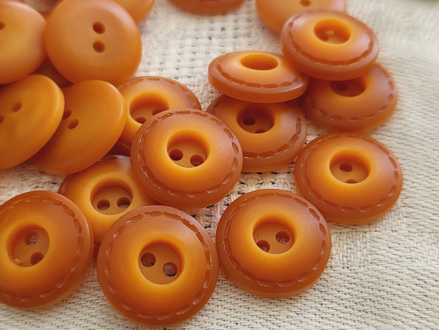 Lot 25 boutons vintage marron orangé petits effet couture  1,4 cm ref 167