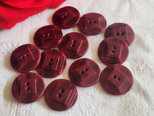 Lot 12 boutons anciens en corozo prune   1,7 cm trous ref 2758