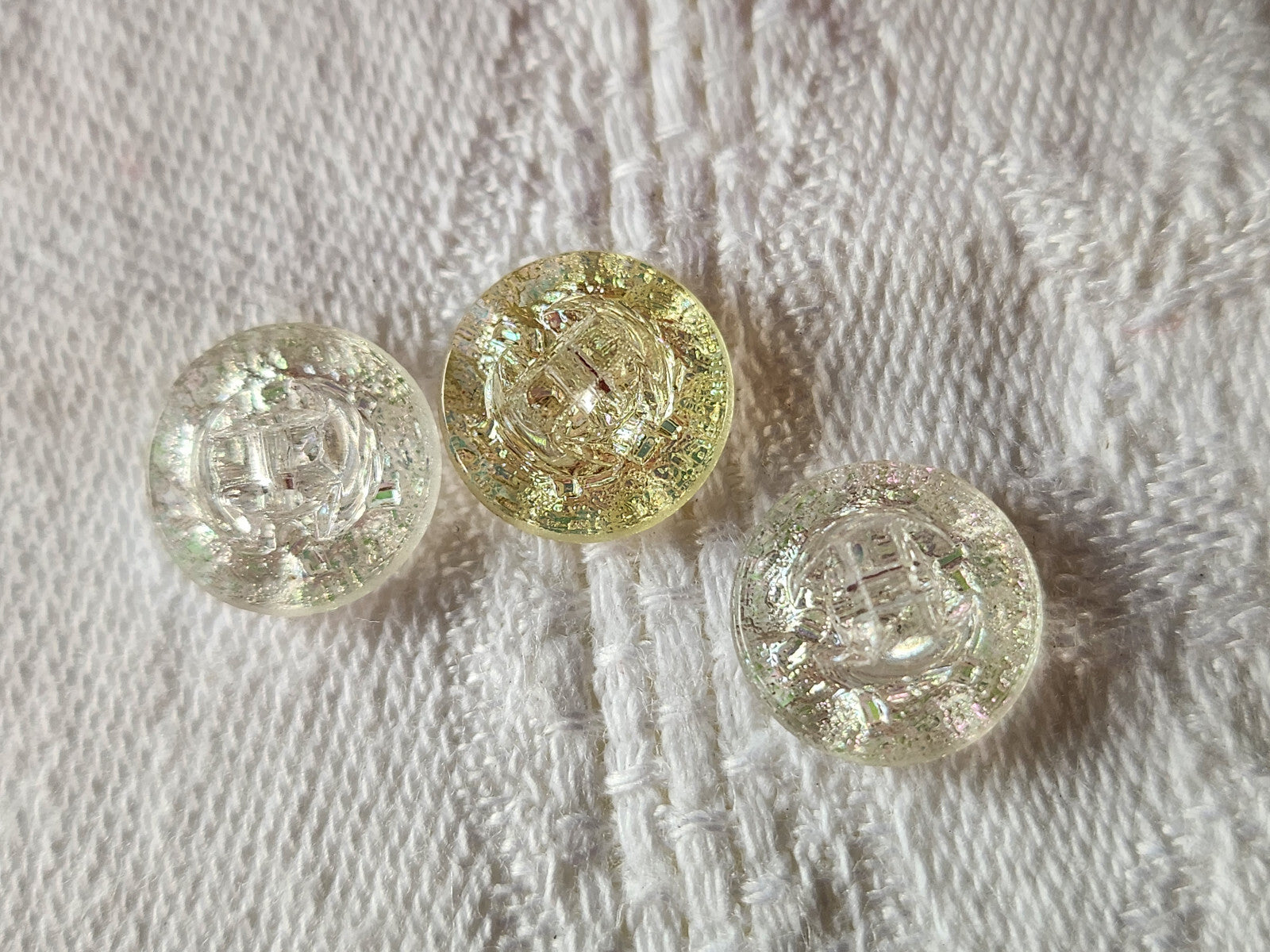 Trio mini boutons anciens en verre 1,1 cm mordoré  G10A