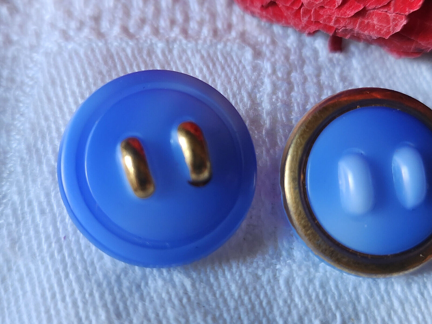 Duo boutons  en verre bleu ombragé  doré 1,7 cm vintage D7O