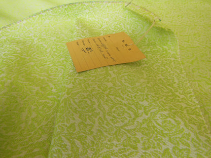 Ancien tissu motif vert fond blanc au métre sur 97 cm superbe
