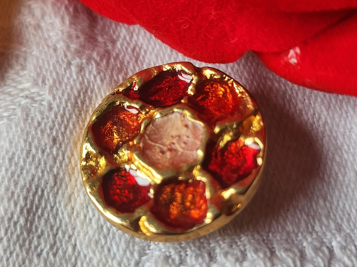 Bouton vintage métal coeur nacré orange rouge pied 2,2 cm G5D