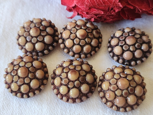 Lot 6 boutons vntage en résine marron  2,1 cm pied ref 4844