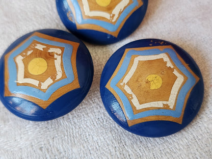 Trio gros boutons anciens en bois peint  2,5 cm bleu  D19P