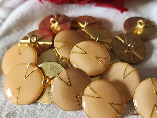 Lot 6 boutons vintage en metal rose beige 1,8 cm pied doré ref 5075