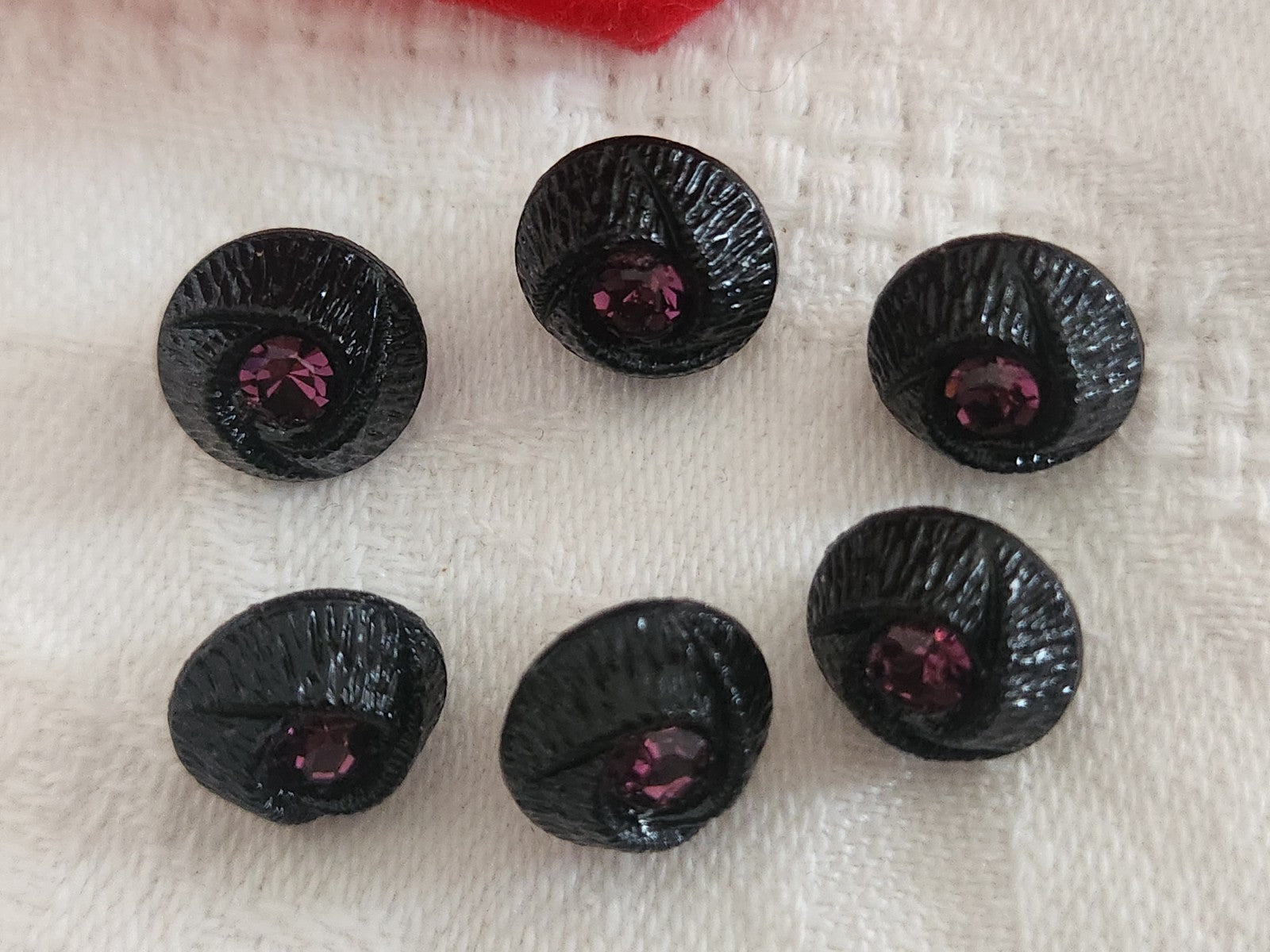 Lot 6 boutons vintage en verre noir avec strass violet 11 mm ou  1,1 cm ref 6361