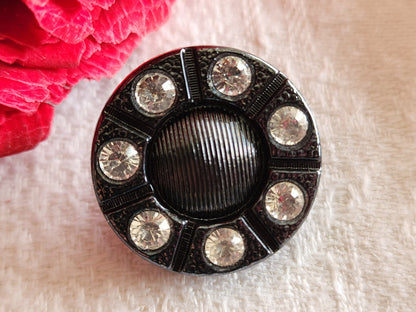 Bouton ancien en verre effet hématite avec strass   diamètre  2,2 cm G13A
