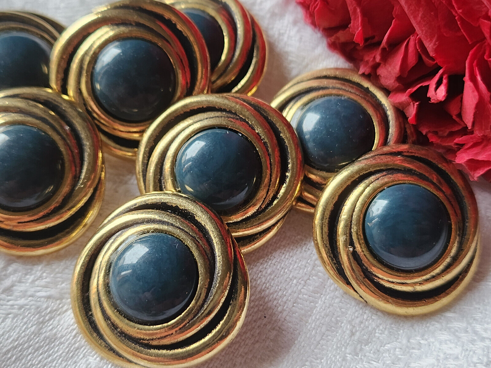 Lot 6 boutons vintage en métal doré bleu lourd pied  2,4 cm ref 1800