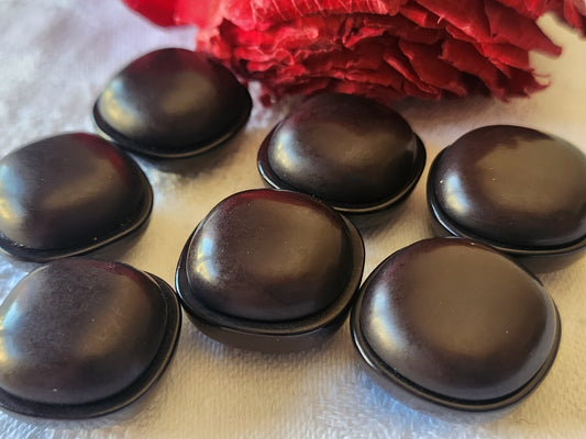 Lot 7 boutons vintage marron bombé à pied 2 cm ref 5176