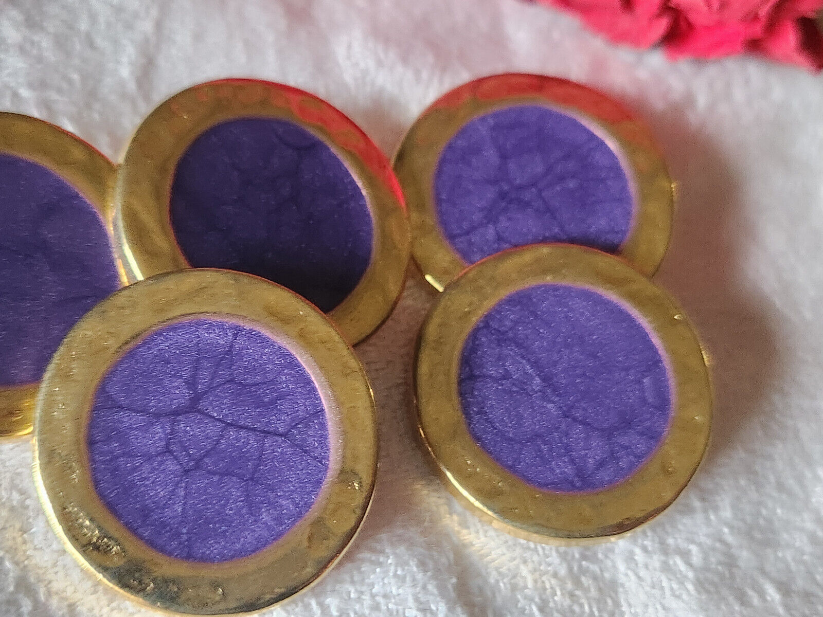 Lot 5 gros boutons vintage métal violet nacré superbe 2,5 cm doré pied ref 4943