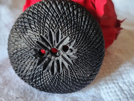 Collection XXL énorme bouton vintage volumineux noir strié 5,1 cm ref 7018