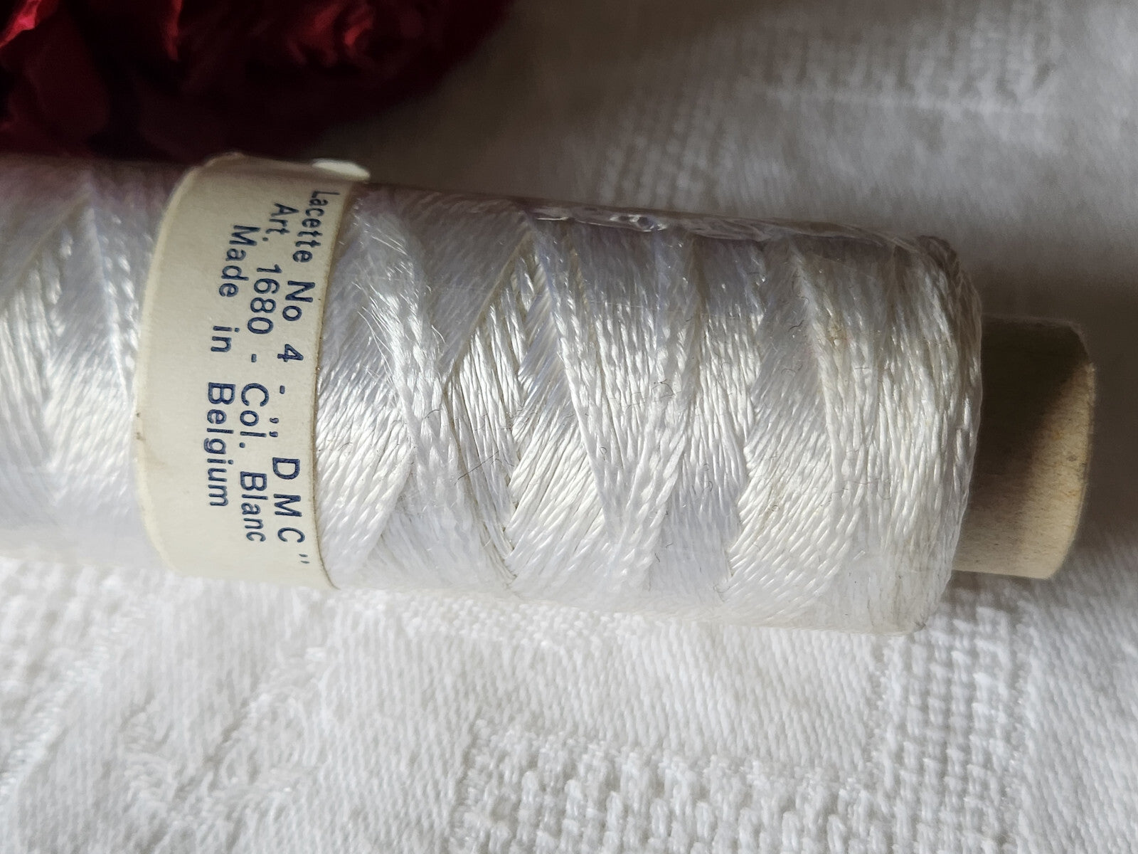 Grosse bobine ancienne fil "soie artificielle" rayonne broderie blanc  DMC