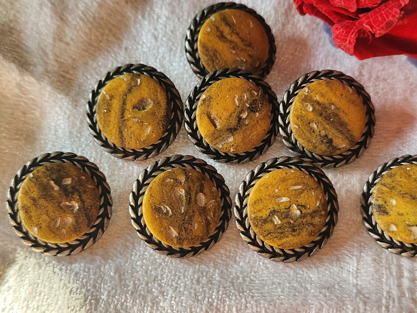 Lot 8 boutons vintage en métal ocre/moutarde argenté 1,9 cm ref 2798