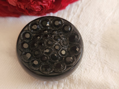 Bouton vintage parurier collection resine strass noir bijoux  2,6 cm ref 0090