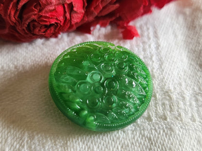 Bouton vintage en verre laiteux vert  2,2 cm G7P