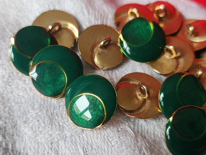 Lot 6 petits boutons en métal bicolore vert deux tons 1,2 cm ref 530