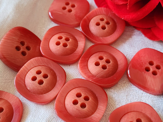 Lot 10 boutons vintage rouge rosé mat 2,4 cm ref 6005