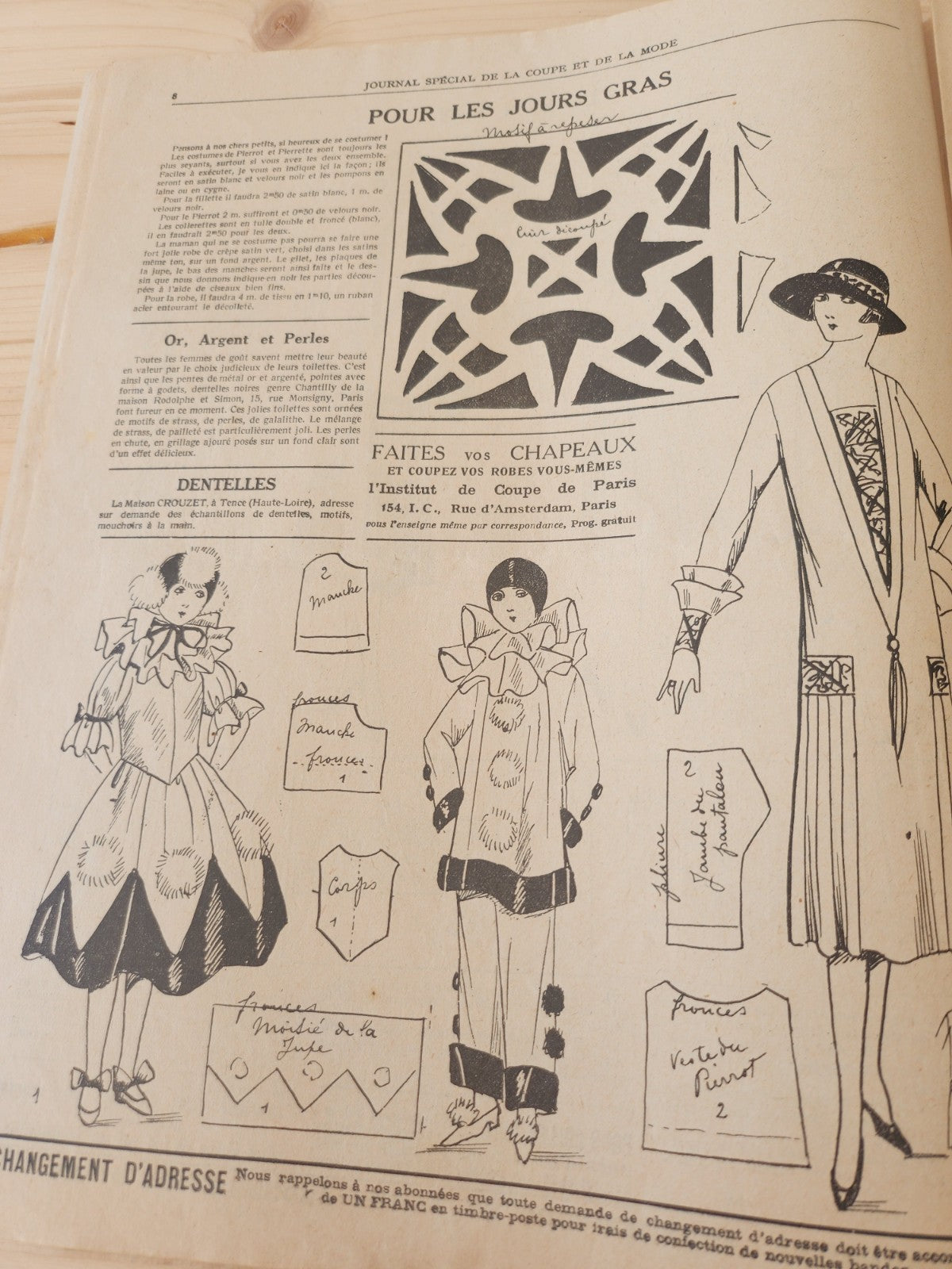 Journal de l'institut de coupe de paris année folle mode Fevrier 1926 patron