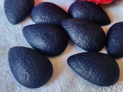 Lot 8 gros boutons vintage gouttes bleu bombé 2,8 cm sur 1,9 cm ref 5524