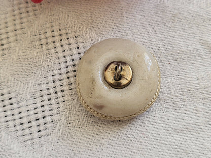Bouton vintage en résine passementerie à pied métal 2,2 cm G3G collection