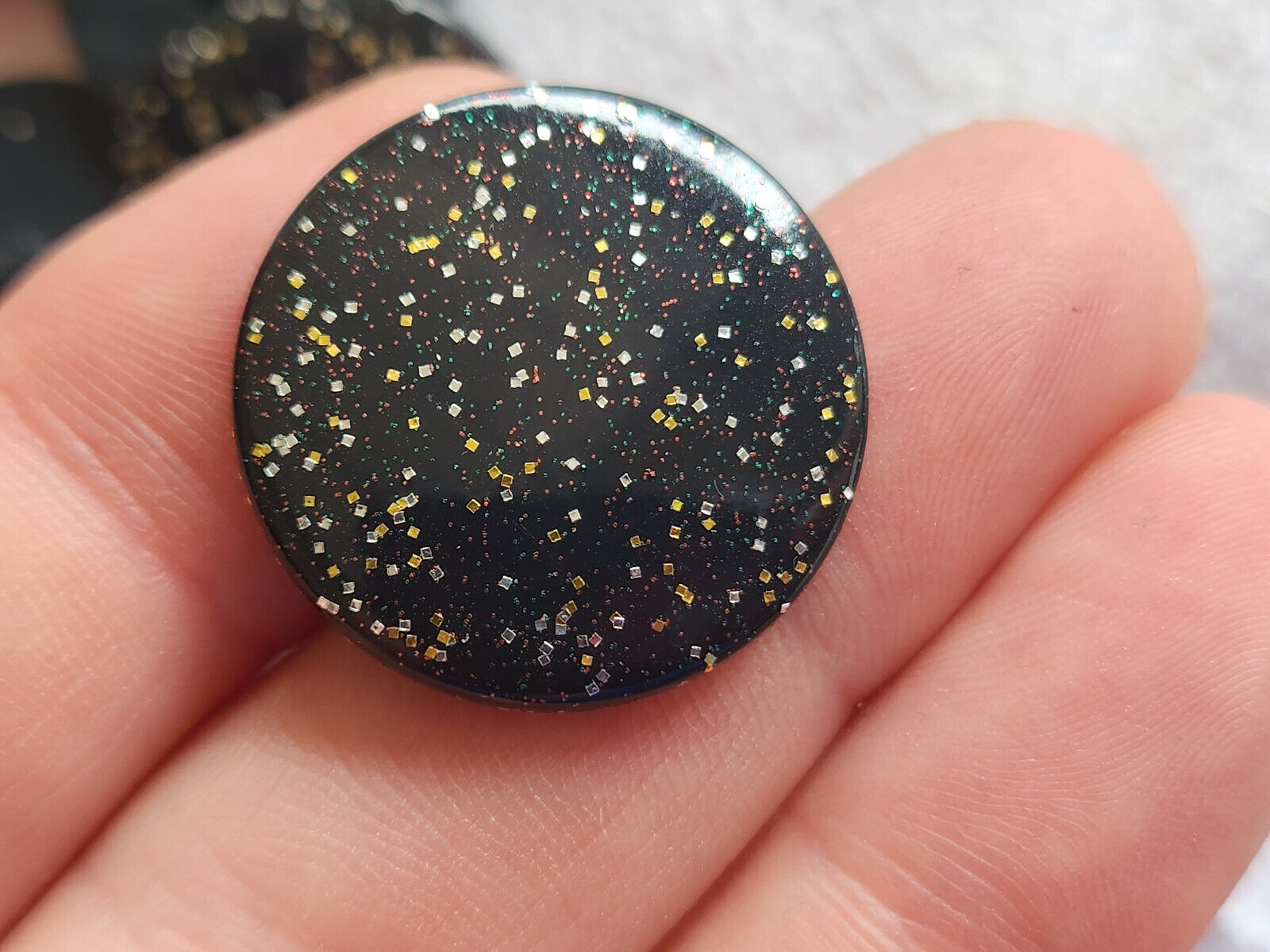 Lot 6 boutons année 90 bleu paillette pied  2,5 cm ref 3491