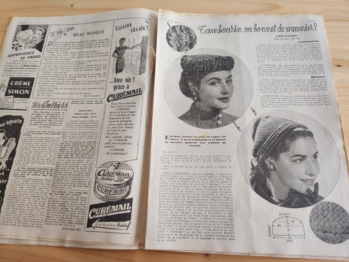 Le petit echo de la mode 1954 n°4  bonnet meunier robes enfants
