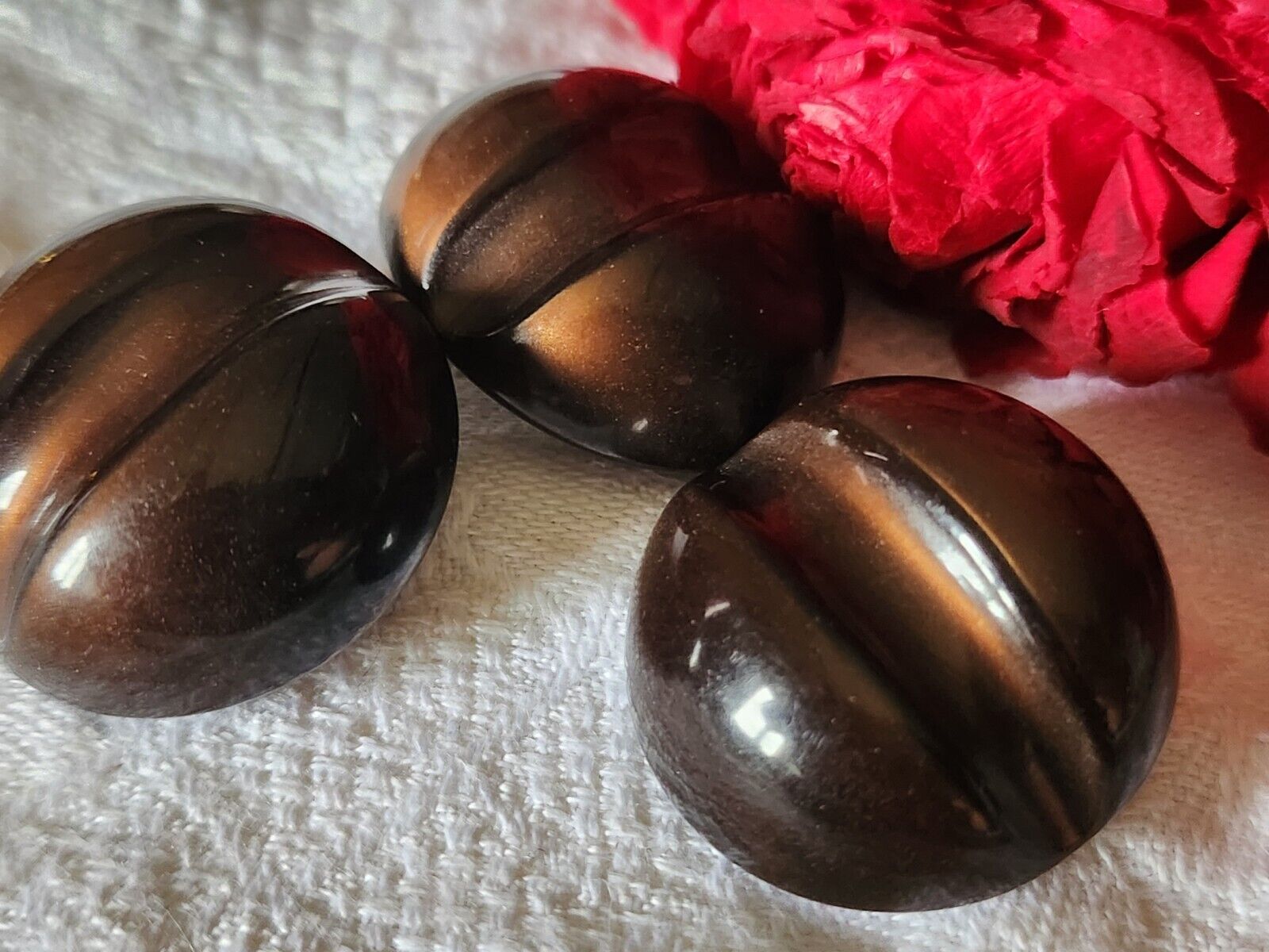 Trio volumineux boutons vintage marron à pied 2,6 cm ref 4723