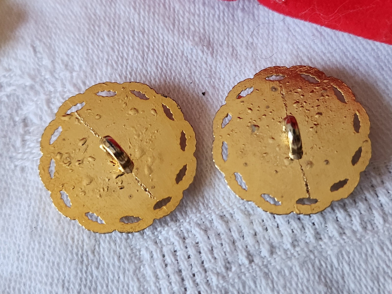 Duo boutons vintage metal coeur bleu moucheté 2,3 cm G17M