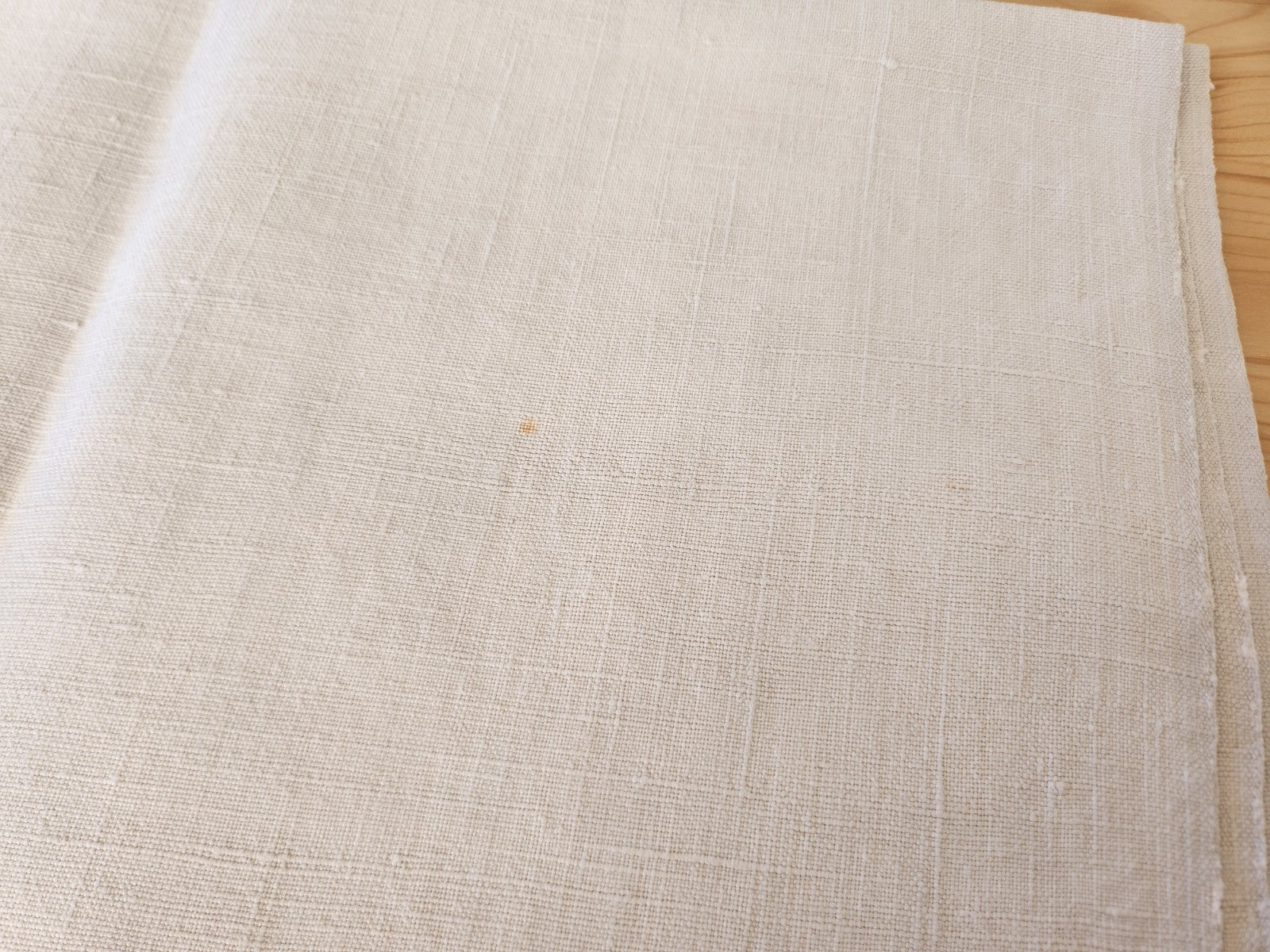 Ancien coupon   gros monogramme M tissu  toile ancienne  B8