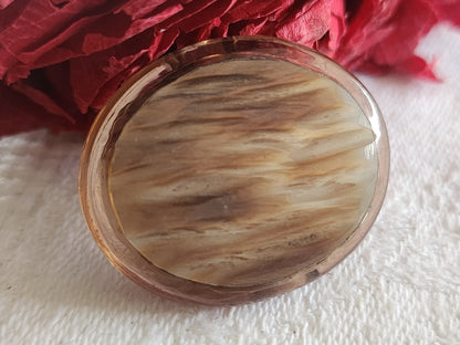 Original bouton vintage ovale cabochon en nacre oeil 2,4 sur 2,8 cm G8B