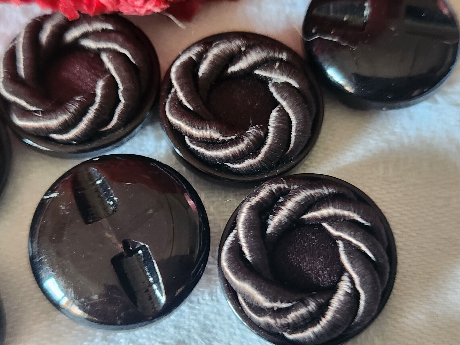 lot 6 boutons anciens vintage passementerie marron pied 1,9 cm ref 5669