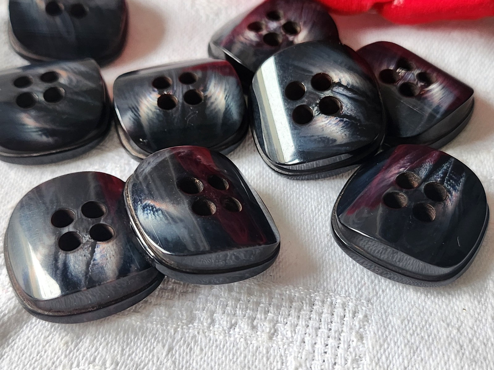 Lot 9 gros  boutons vintage bleu scintillant trous  2,5 cm ref 1565
