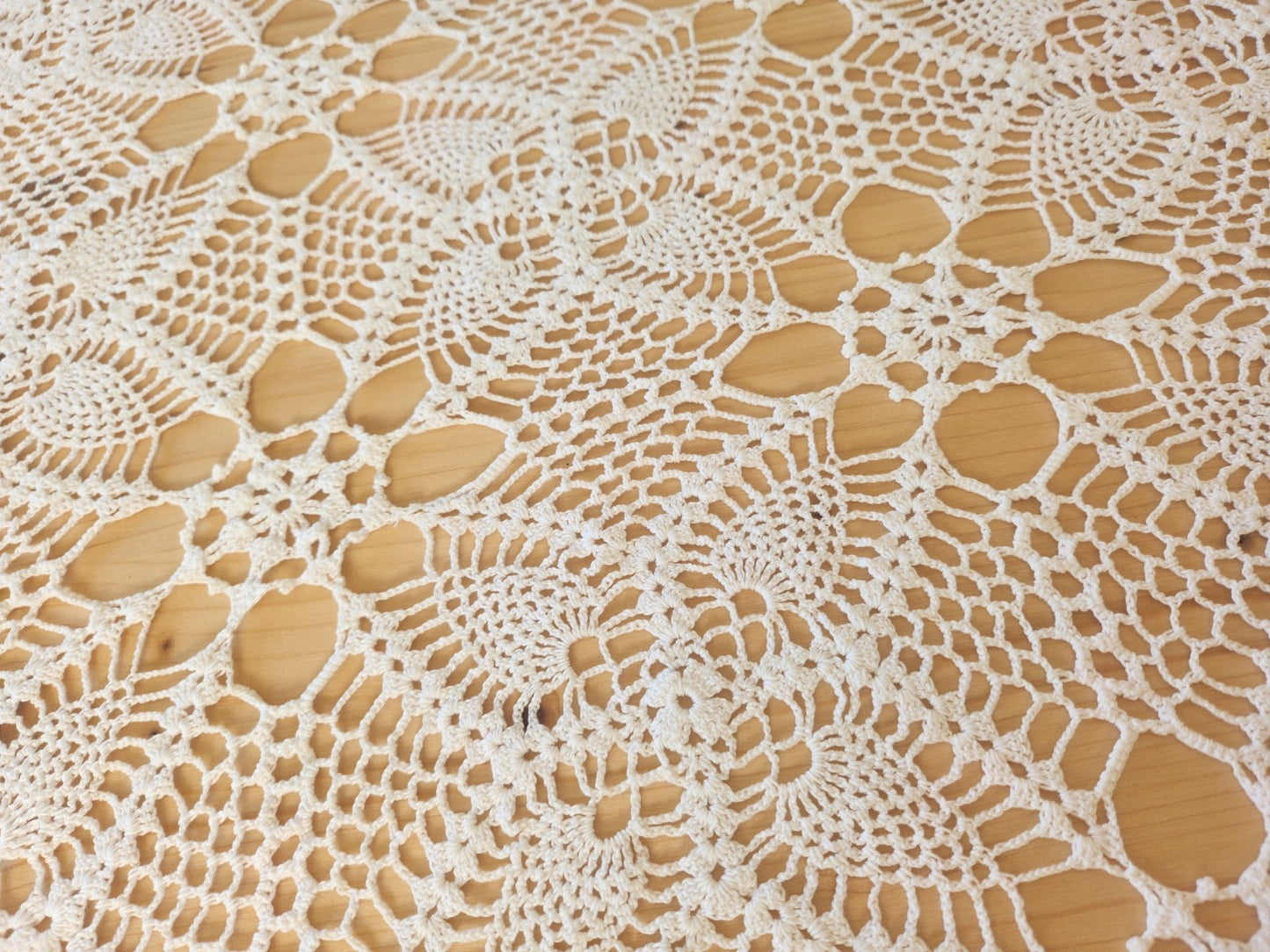 Ancienne nappe crochet blanc dessus de lit rideau 220 sur 145 cm B7