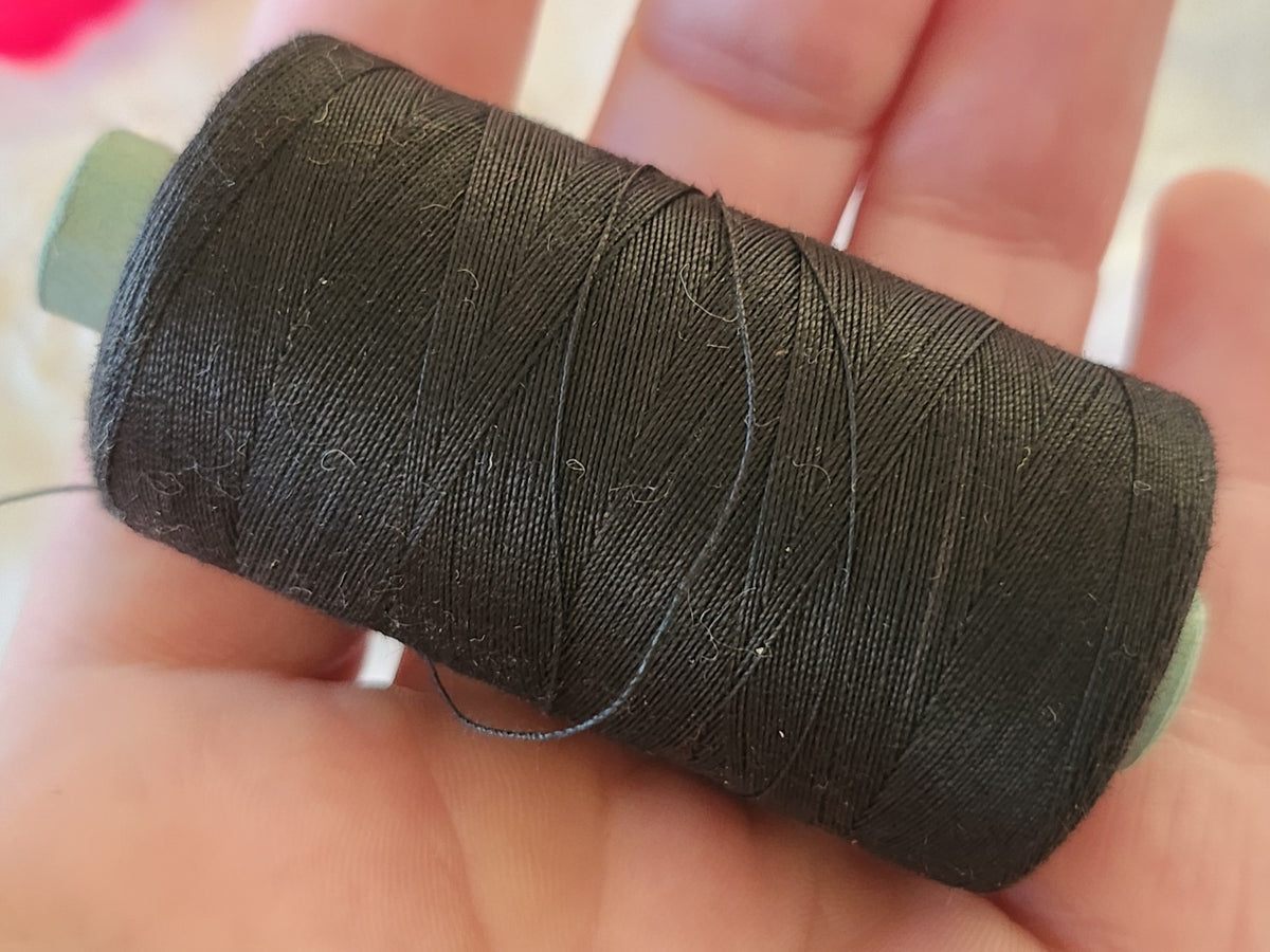 Grosse bobine fil ancien noir mercerie 27 grammes