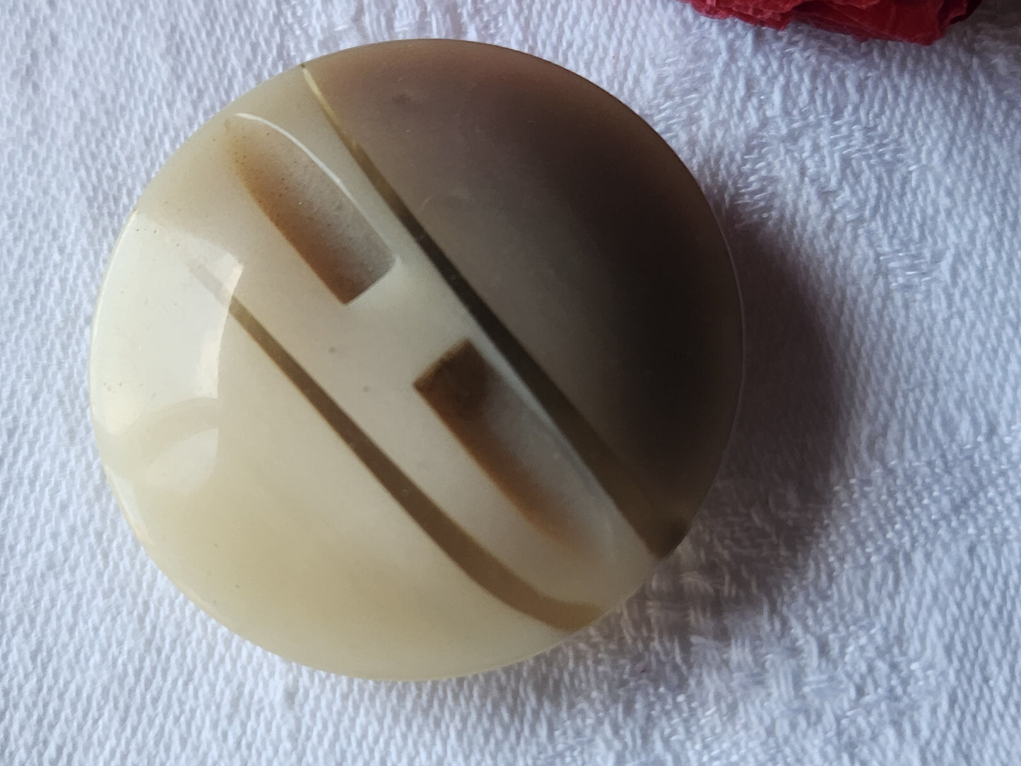 Enorme bouton vintage marron veiné creme pied 3,9 cm ref 3490