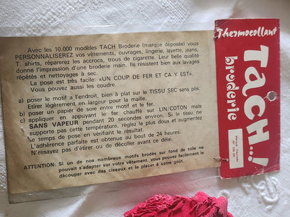 Ancien patch vintage thermocollant "yes" broderie customisation T14