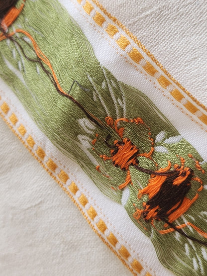 Large galon ancien vintage torchon drap orange marron  5 mètres sur 5 cm T8