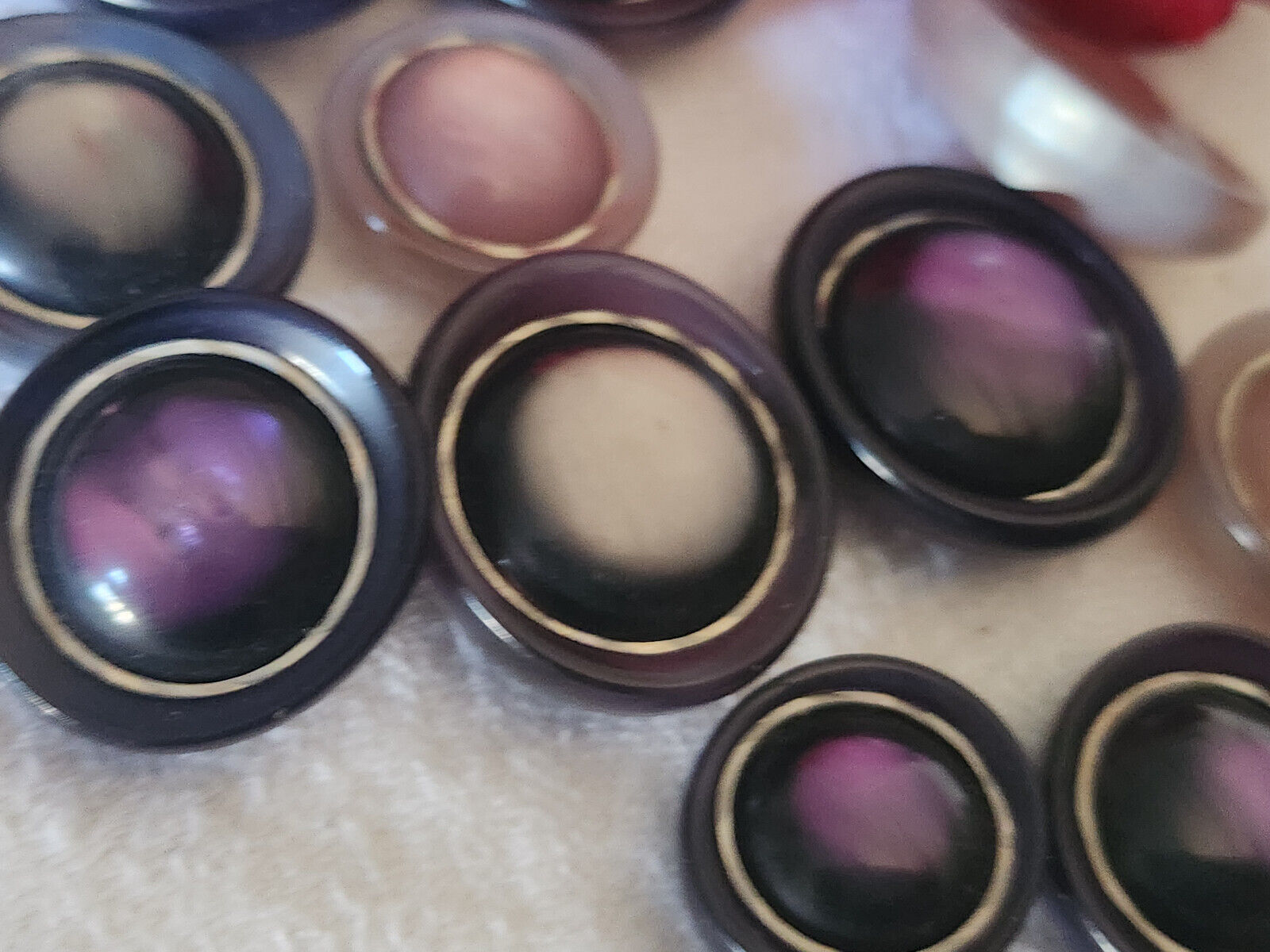 Lot 11 boutons vintage ovale panaché  1,7 sur  1,8 à  2,2 sur 2,4 cm ref 5997