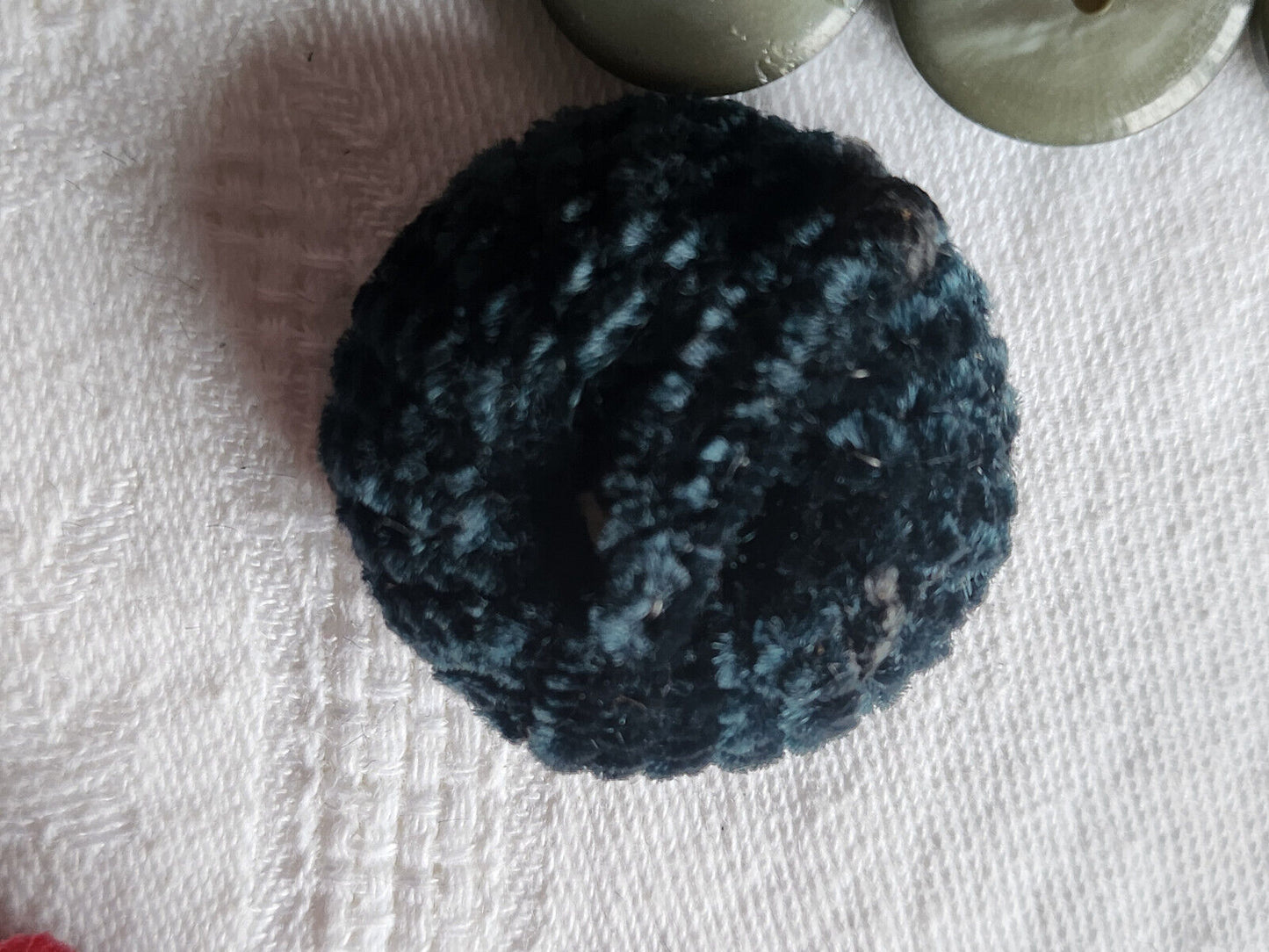 Haute couture gros bouton ancien doudou vert passementerie 3,3 cm G2C