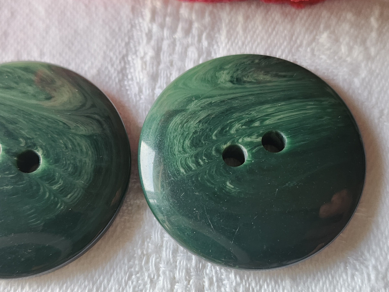 Duo gros boutons vintage vert 3,4 cm trous veste manteau ref 797