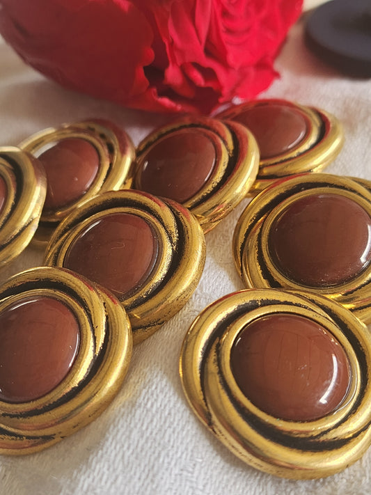 Lot 6 gros boutons anciens en metal coeur 2,7 cm lourd marron  ref 5486