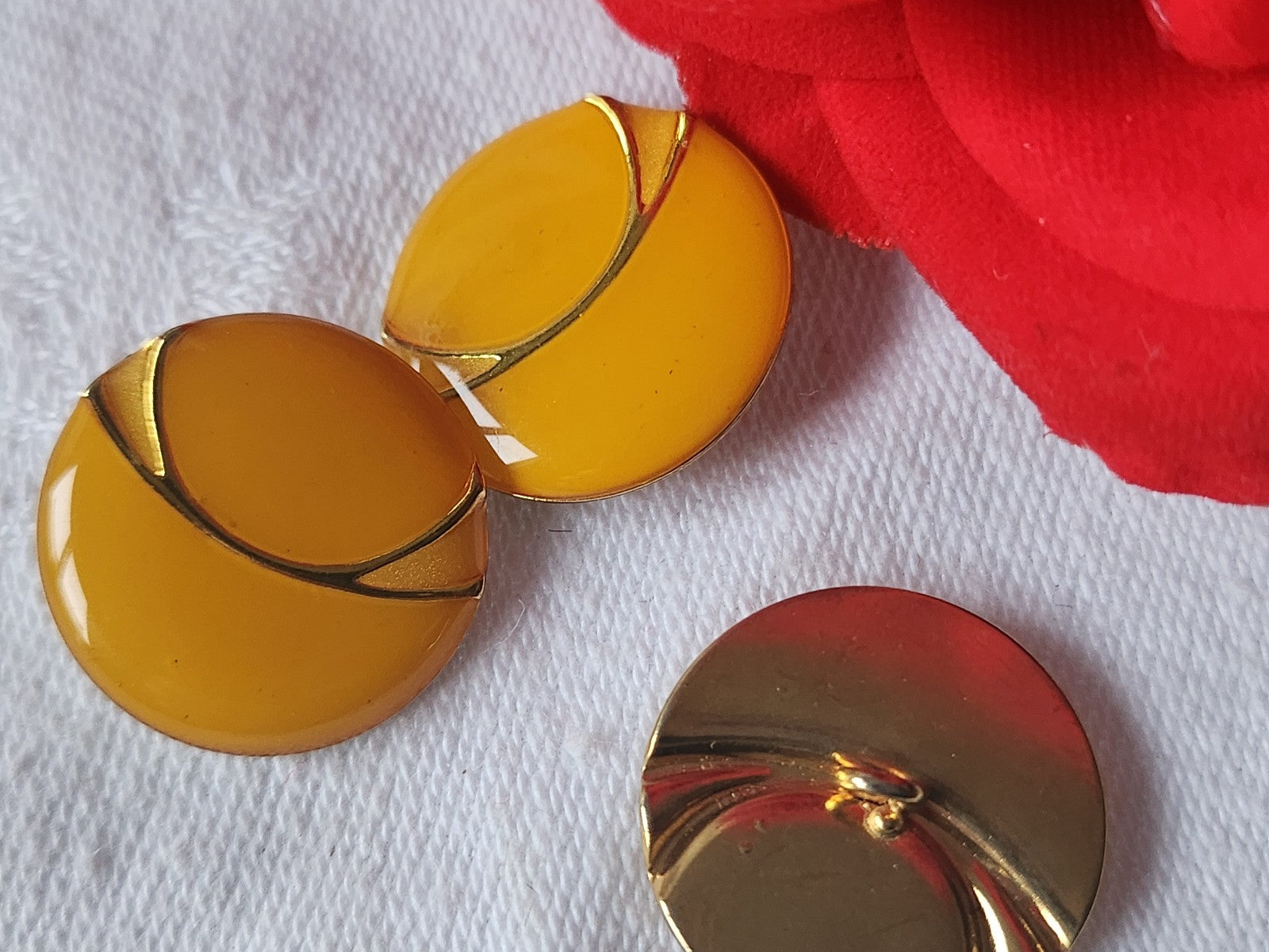 Trio boutons vintage en métal argenté jaune  2 cm D5N