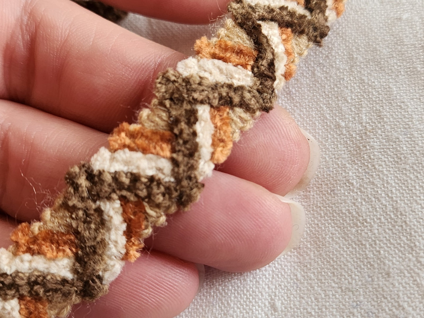 Galon  chenille tons ocre marron 2 m 20 sur 1,5 cm A5