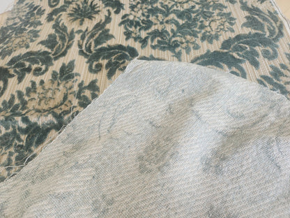 Ancien coupon de tissu tapisserie bleu écru fauteuil 133 sur 50 cm B4