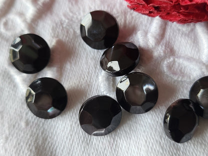 Lot 8 boutons anciens en nacre noir facette effet strass pied 0,9 cm ref 5947