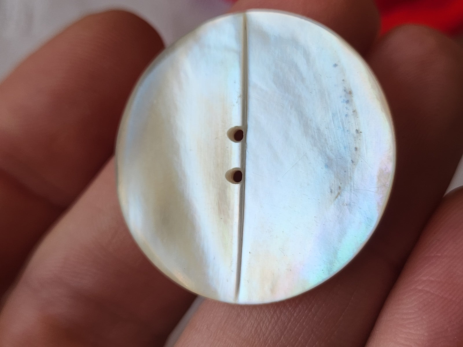 Gros bouton ancien en nacre blanc laiteux superbe 3,2 cm D8H