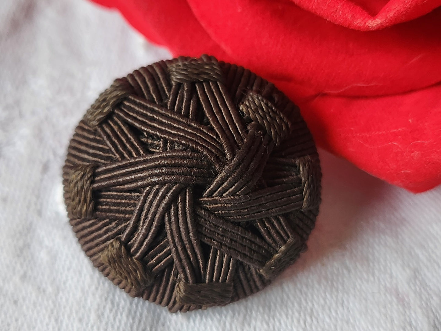 Gros bouton ancien en passementerie marron  superbe 3,1 cm D12T