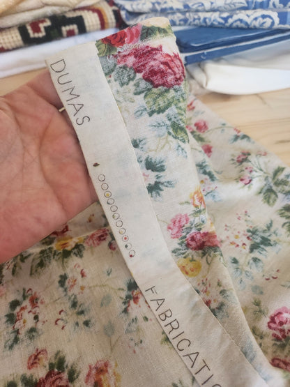 Ancien coupon de tissu fleuri dumas fabrication francaise 119 sur 77 cm B5