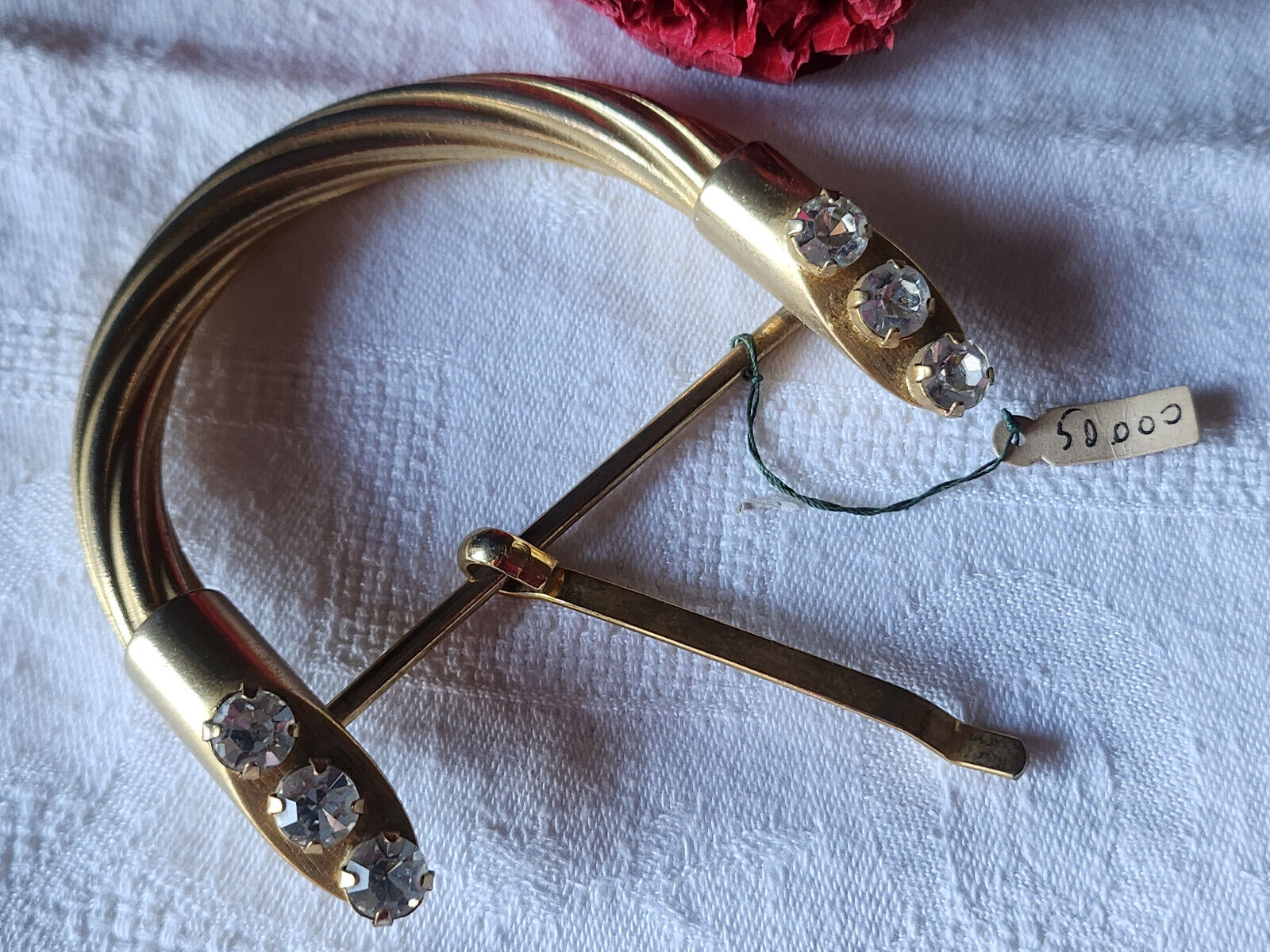 Enorme et lourde boucle de ceinture ancienne doré strass 7,5 sur 8,2 cm T14